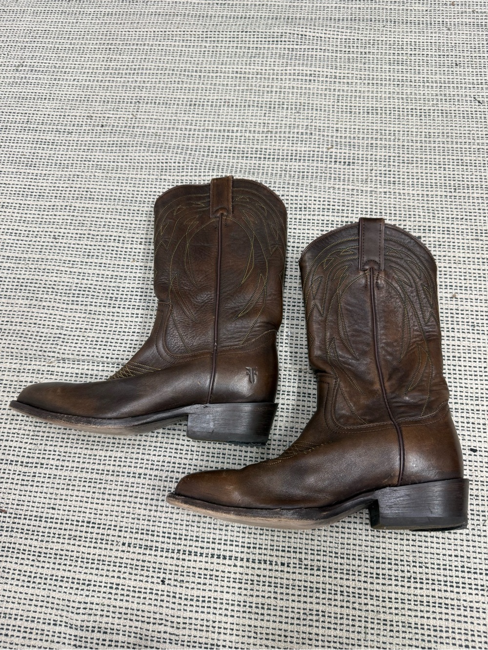 FRYE Women's Billy Pull On Brown Leather Western Boots Size 8B - Picture 2 of 7